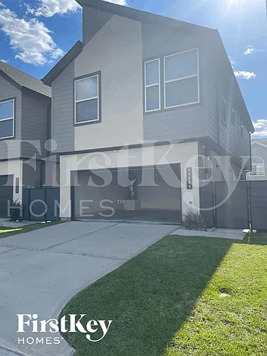 18334 W Centro Cir Photo 1