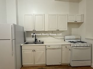 918 Green Bay Rd #Gor, Winnetka, IL 60093