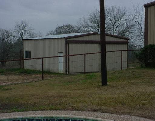 3rd image of 100 WOODCREEK ROAD