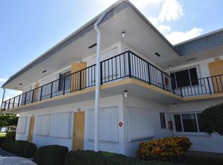 3240 Lake Osborne Dr APT 204, Lake Worth, FL 33461