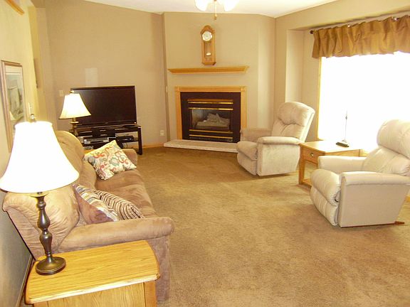4th image of 217 Damascus Dr