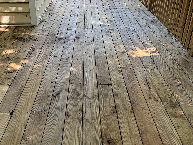 1126 Magnolia Way SE — Photo 3