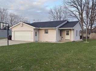 930 Indianola Ave, Montpelier, OH