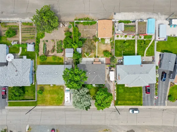 210 Ash St, Ashcroft, BC V0K 1A0