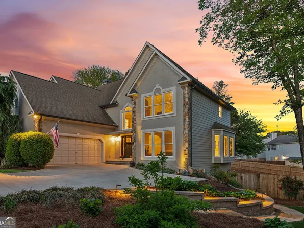 422 Laurian Way NW, Kennesaw, GA 30144