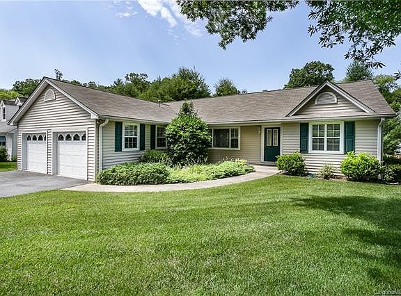 2nd image of 2687 Middleton Cir