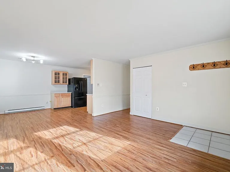 1042 S Ironwood Rd — Photo 11