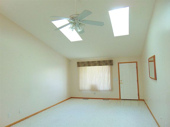 3rd image of 5959 Red Feather Dr