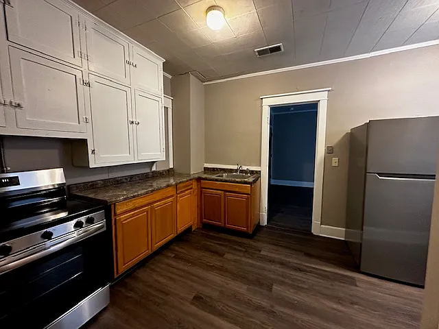 1 bed, 700 sqft, $995 — Photo 1
