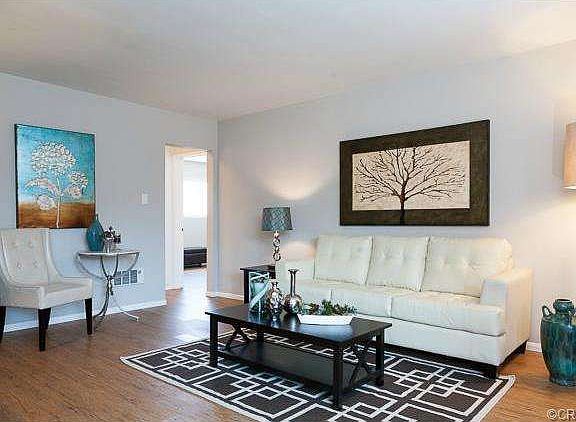 2nd image of 1139 Ocean Blvd #307