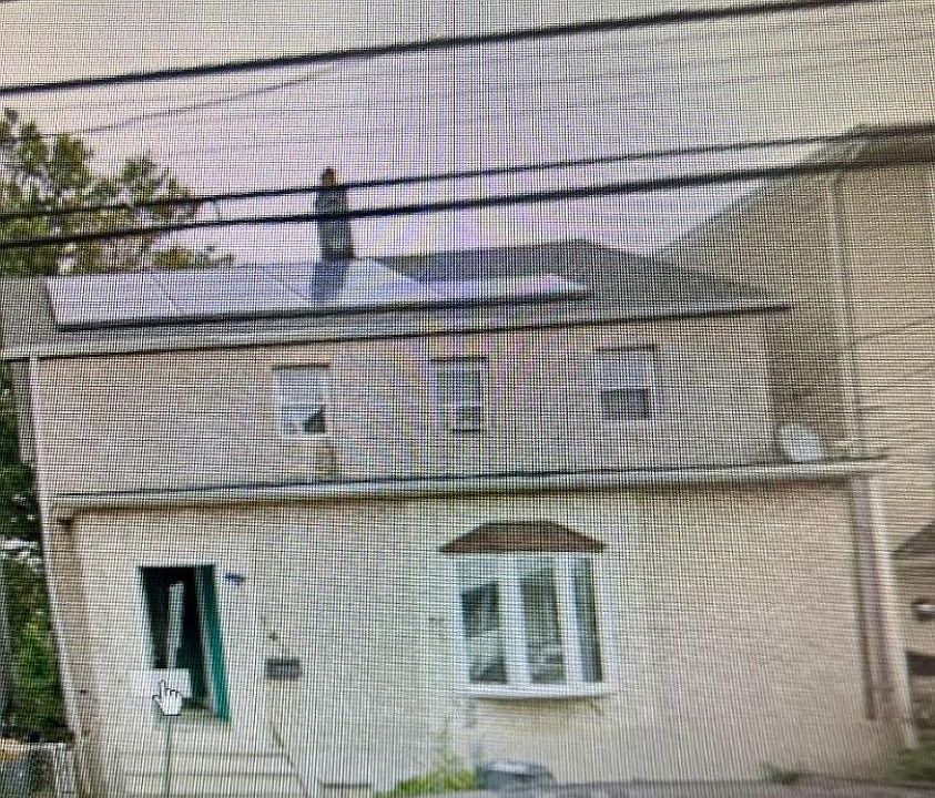 1st image of 147 Court St #2