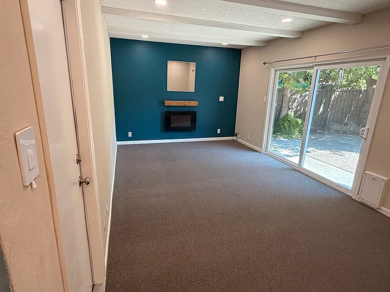 6254 Hopi Cir — Photo 15