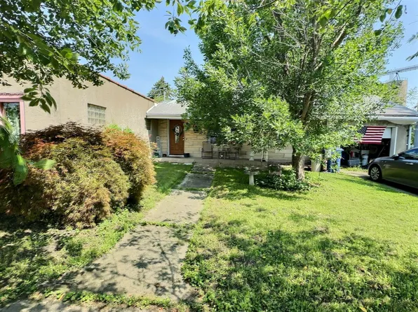 224 E State St, Morocco, IN 47963