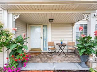 650 Thorndale Dr, Elgin, IL 60120