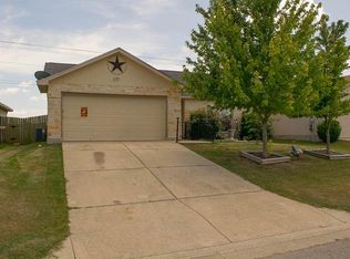 116 Amber Ln, Jarrell, TX 76537