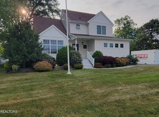 301 Riley Rd, Neptune, NJ 07753