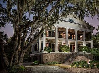 52 Ocean Course Dr, Johns Island, SC 29455