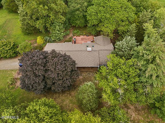 5th image of 95 Holmes Mill Road