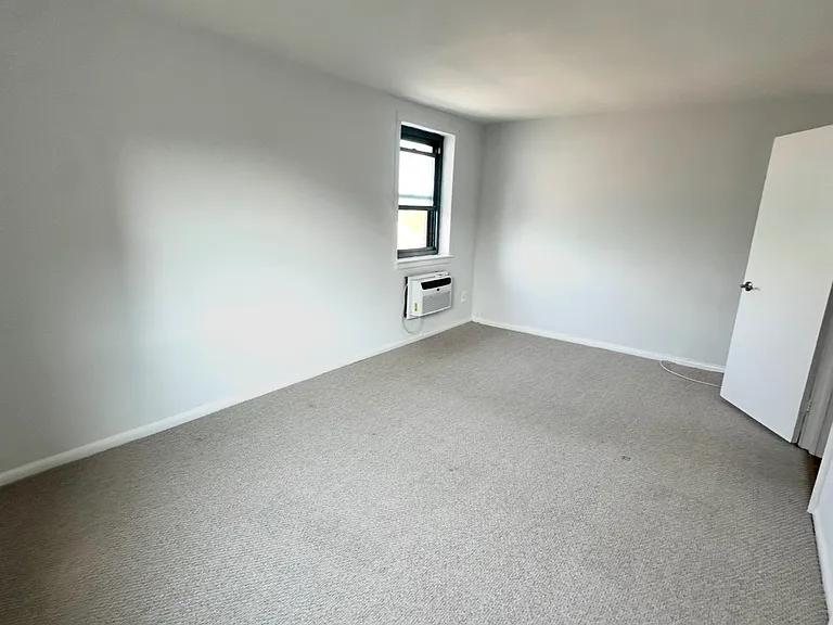 210 Atlantic Ave #B4B — Photo 11