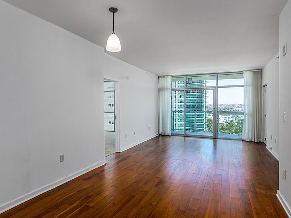 4th image of 13700 Marina Pointe Dr Unit 1132