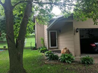 1532 Roundhouse Cir, Shakopee, MN 55379