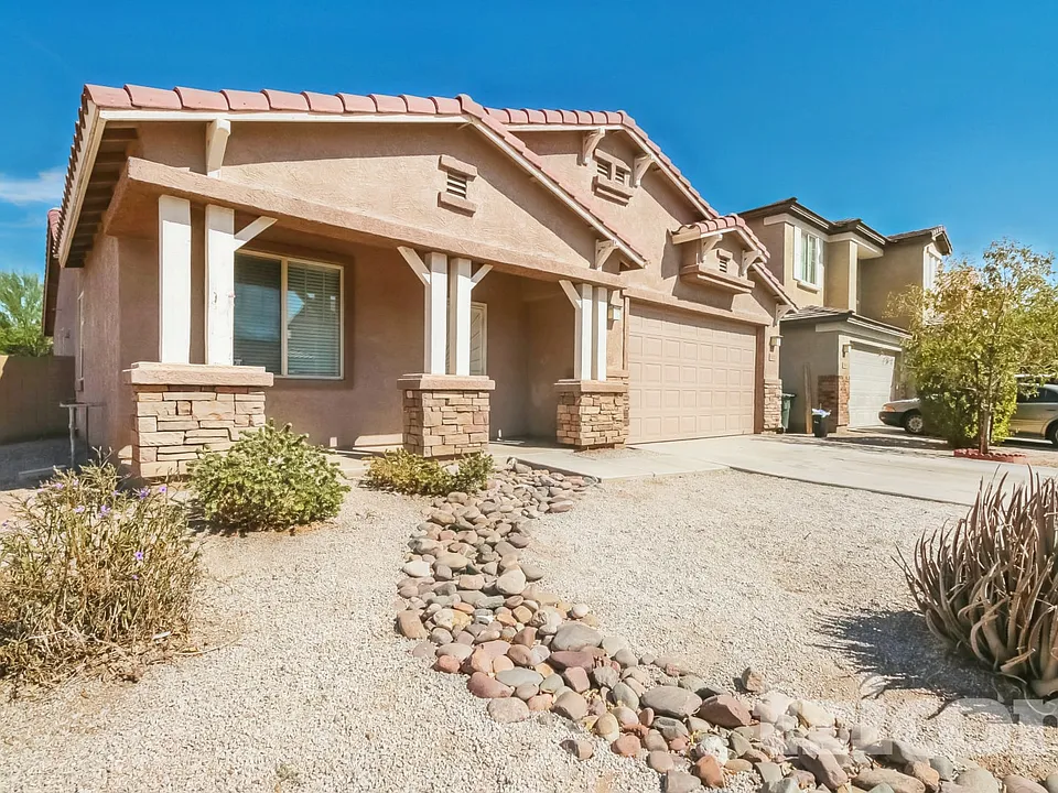 7022 W Carson Rd