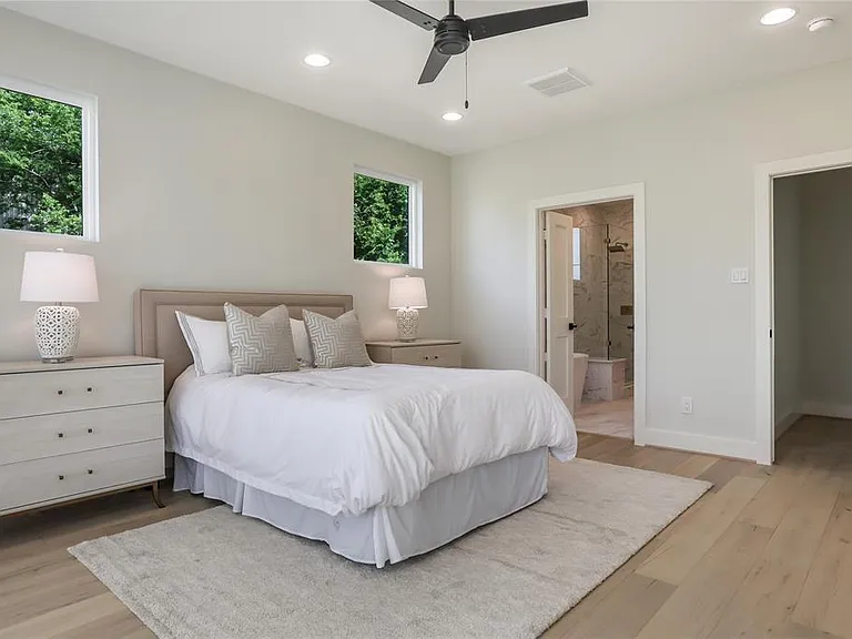1112 Dart St — Photo 10