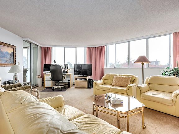 3rd image of 11881 88th Ave #604