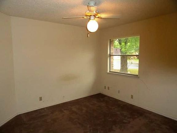 4th image of 5739 Larkdale Dr