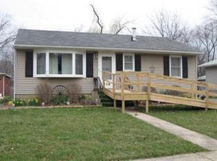 316 N Oakwood St, Griffith, IN 46319