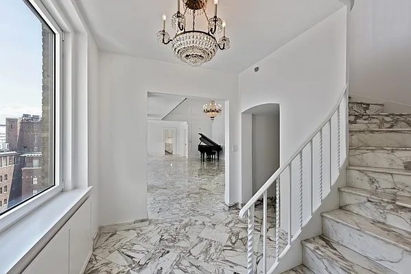 Rented by Nest Seekers International | media 34