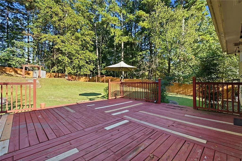 4 bed, 3.5 bath, 1851 sqft, $3,000 — Photo 3