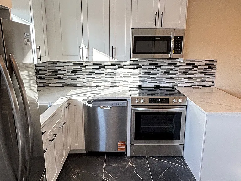 2220 Ames St #2220 — Photo 2