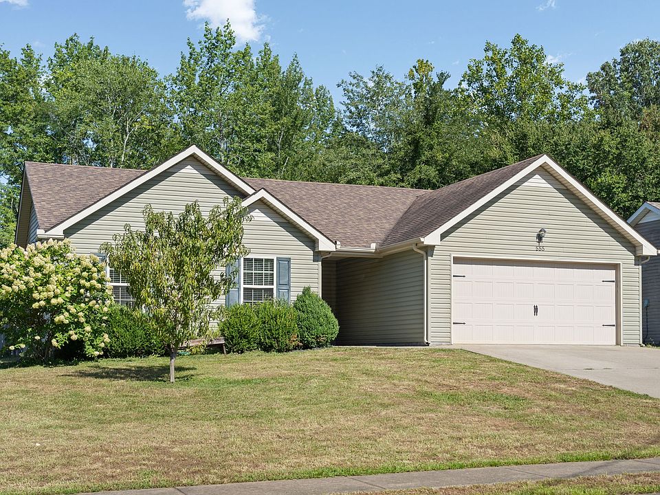 1st image of 555 Magnolia Dr