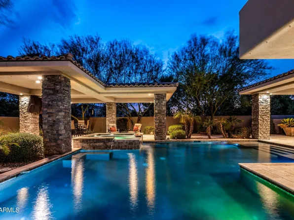 573 W CANYON Way, Chandler, AZ 85248