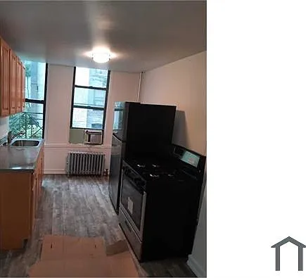 17 E 204th St #3W