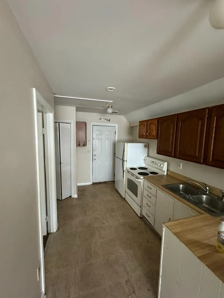 Unit Photo - 3252 Birch Row Dr