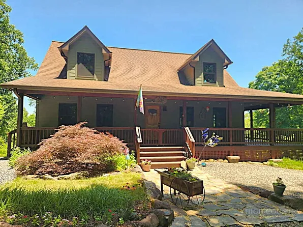 1400 Rustic Road, West Jefferson, NC 28694