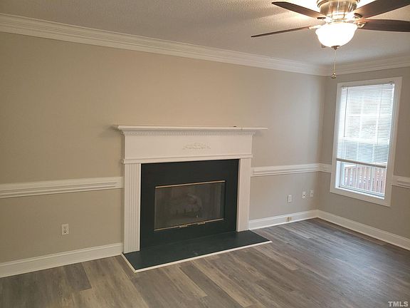 3rd image of 1507 Winterberry Dr