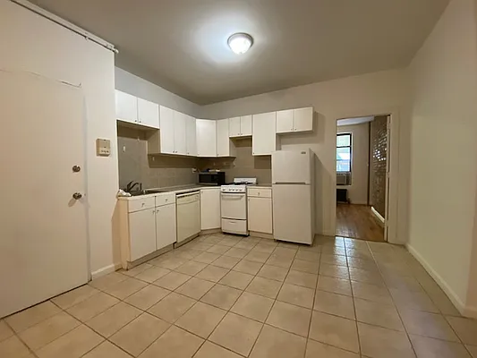 Rented by Village Living Realty | media 3