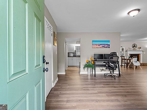 2nd image of 859 King Dr SE