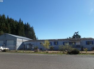 555 Woodland Rd, Lakeside, OR 97449