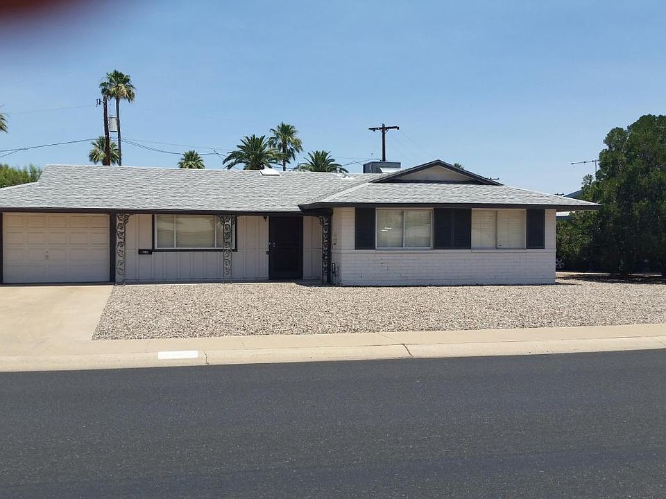 1st image of 10902 W Oakmont Dr