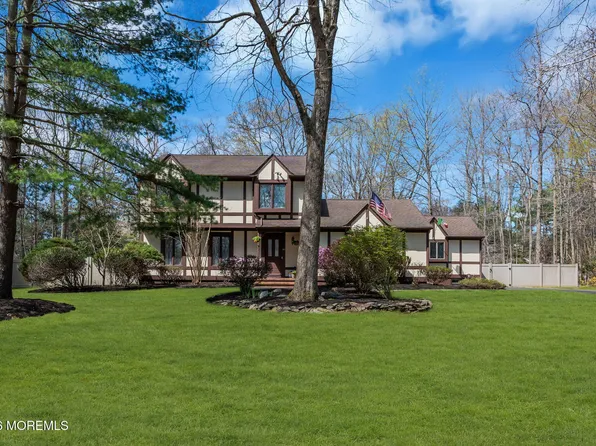 211 Yale Drive, Lincroft, NJ 07738