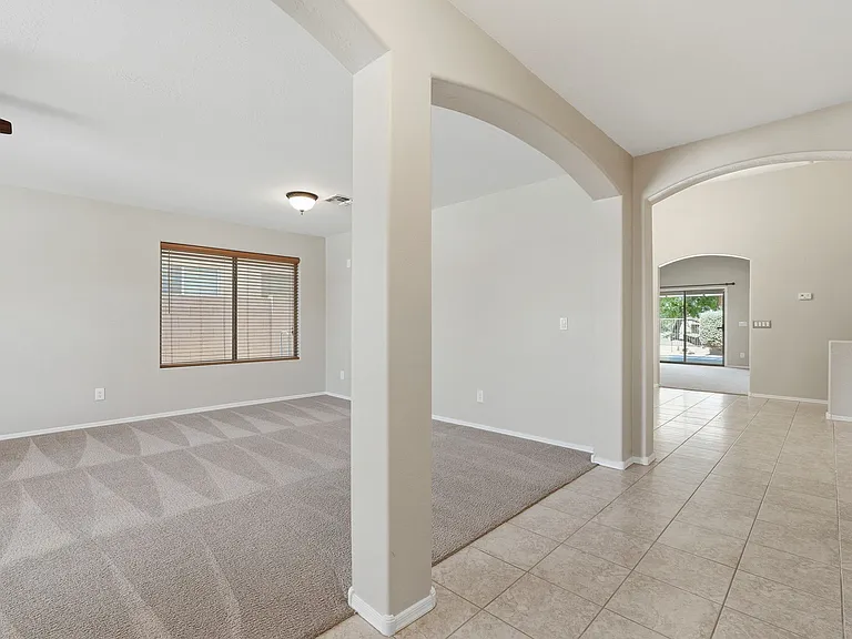 23394 S 216th St — Photo 3