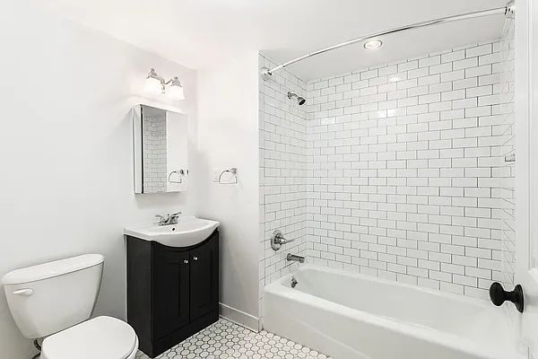 Rented by Halstead Real Estate | media 14