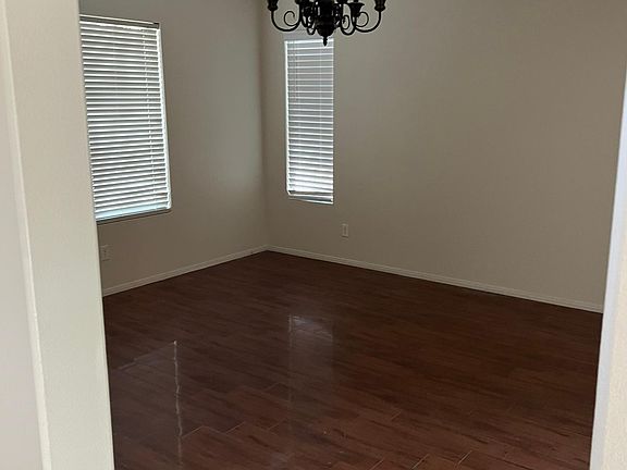4th image of 6345 Hawthorn Woods Ave