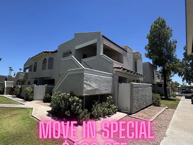 850 S River Dr — Photo 1