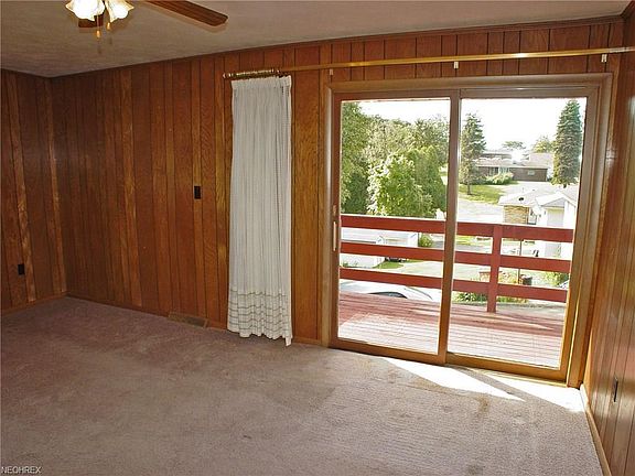 5th image of 135 Heights St