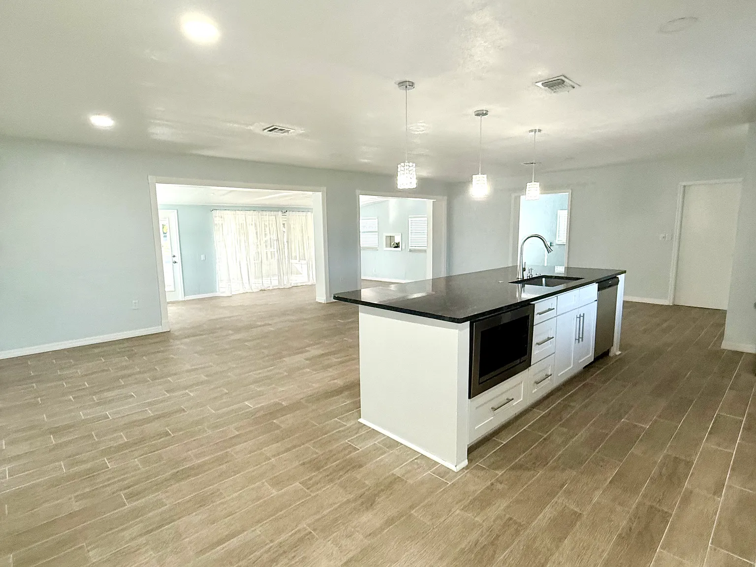 167 Godfrey Ave NE — Photo 4